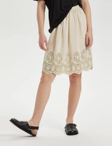 Fusta Soaked In Luxury, crem Crem