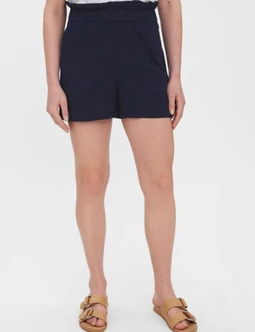 Pantaloni scurti Vero Moda, bleumarin