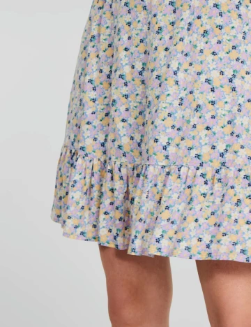 Fusta Pieces, floral