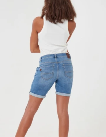 Pantaloni scurti Pulz, albastru