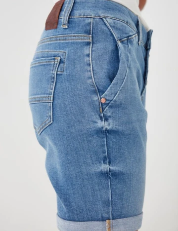 Pantaloni scurti Pulz, albastru