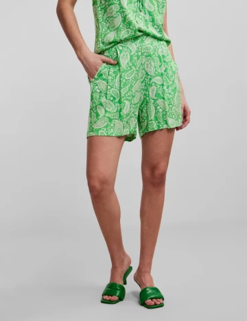 Pantaloni scurti Pieces, verde