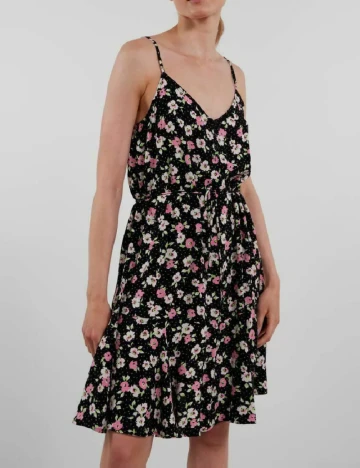 Rochie scurta Pieces, negru floral