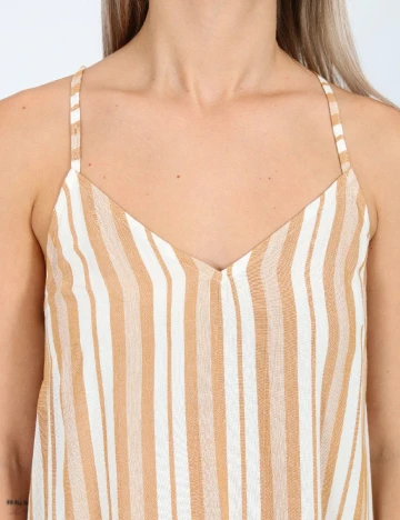 Maiou American Eagle, maro