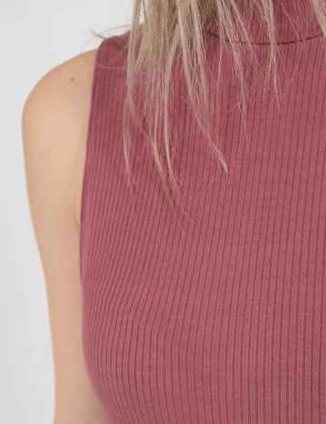 Maiou American Eagle, roz pudra inchis