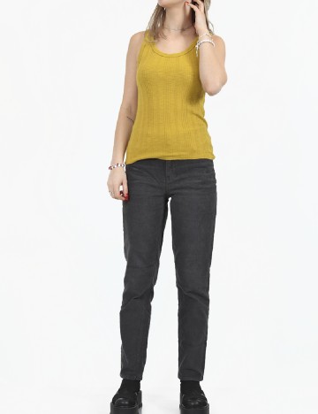 
						Maiou American Eagle, galben