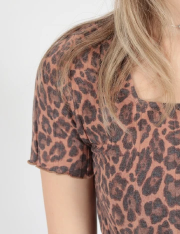 Top American Eagle, animal print