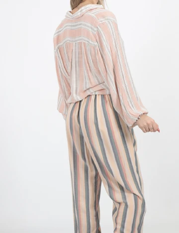 Camasa American Eagle, roz pal