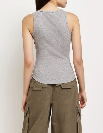 Maiou River Island, gri Gri