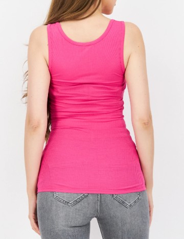 Maiou River Island, roz