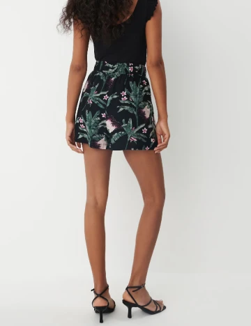 Pantaloni scurti Mohito, negru