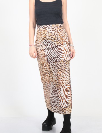 
						Fusta River Island, mix culori