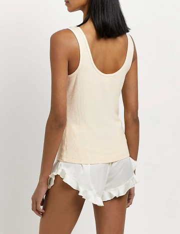 Maiou River Island, crem