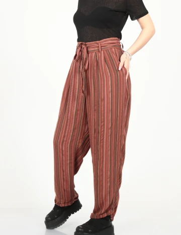 Pantaloni American Eagle, maro