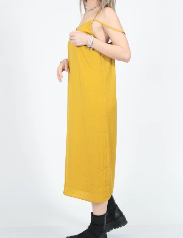 Rochie medie American Eagle, mustar