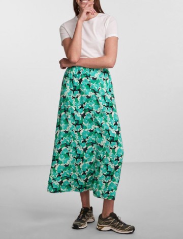 
						Fusta Pieces, verde