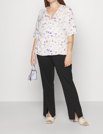 
						Bluza Vila, alb