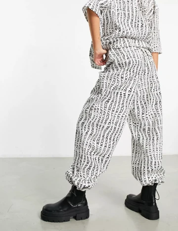 Pantaloni ASOS, alb
