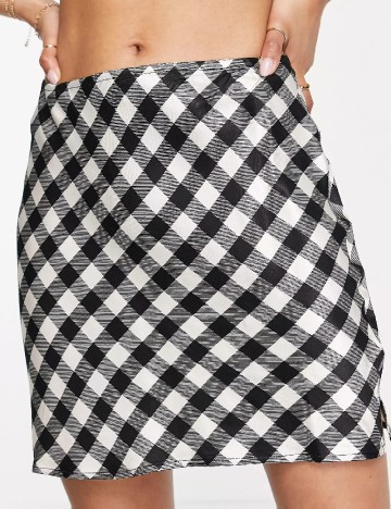 
						Fusta Top Shop, alb/negru