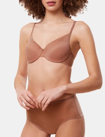 
						Sutien Triumph, maro