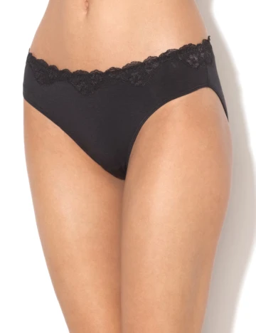 Chilot Triumph, negru