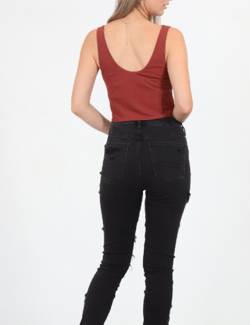 Top Aerie, caramiziu