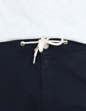 Pantaloni scurti s.Oliver, bleumarin