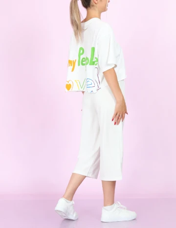 Top Levi S, alb