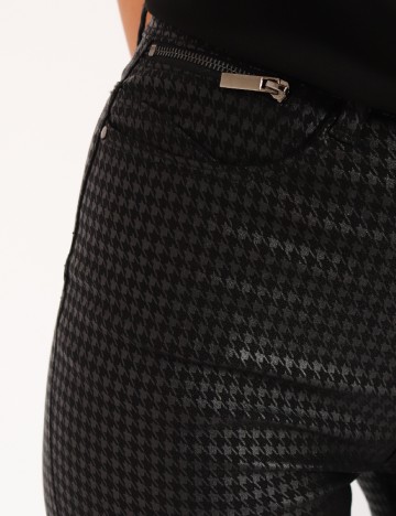 Pantaloni Mohito, negru