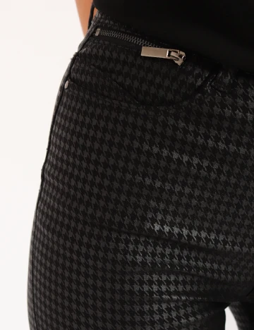Pantaloni Mohito, negru