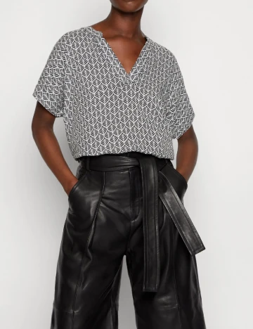 Bluza Kaffe, alb/negru Negru