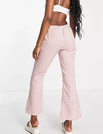 Pantaloni ASOS, roz