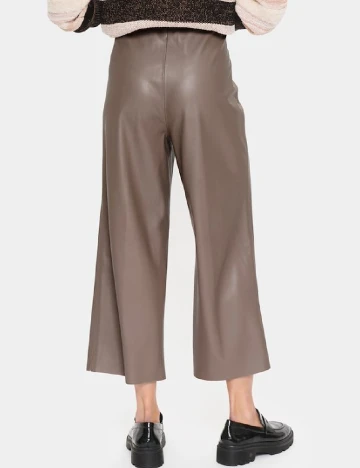 Pantaloni Saint avenue, maro