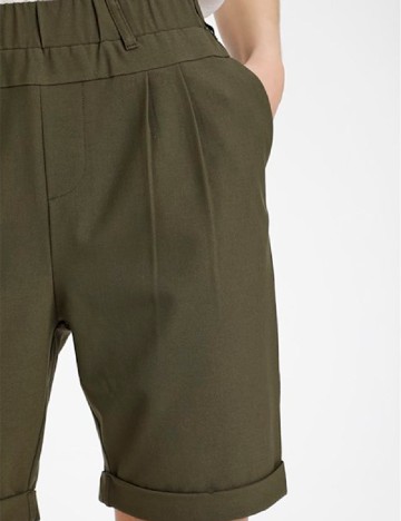 Pantaloni scurti Kaffe, kaki