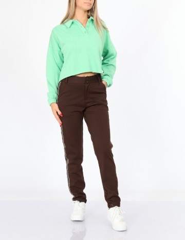 
						Pantaloni Kaffe, maro