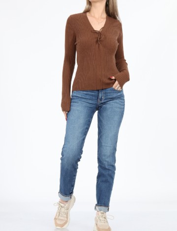 
						Bluza ASOS, maro