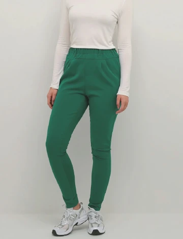 Pantaloni Kaffe, verde