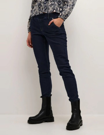 Blugi Cream, bleumarin