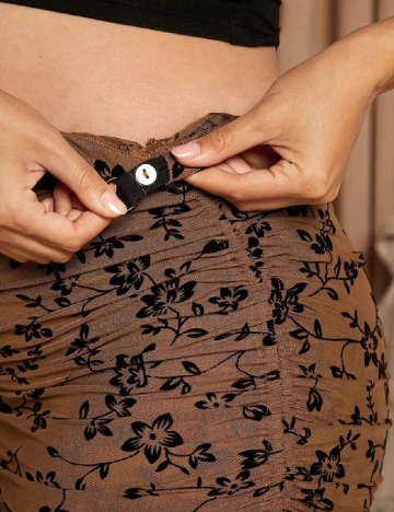 Fusta SHEIN Maternity, maro