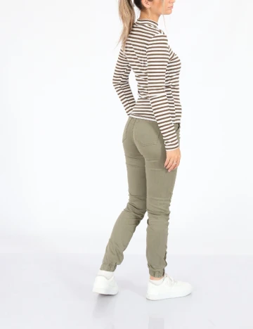 Bluza Vila, maro