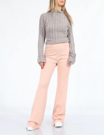 Pantaloni Guess, roz