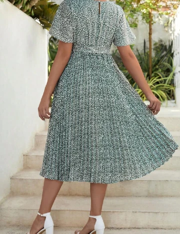 Rochie medie SHEIN Maternity, verde Verde