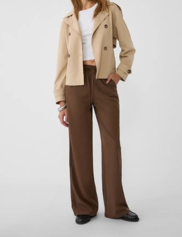 
						Pantaloni Stradivarius, maro