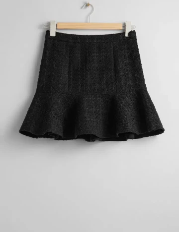 Fusta & other stories, negru Negru