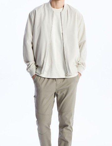 
						Jacheta XSIDE, crem
