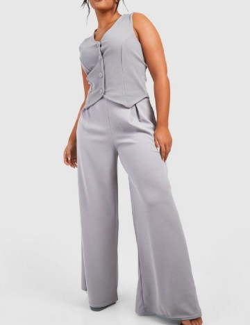 
						Pantaloni Boohoo Plus Size, gri