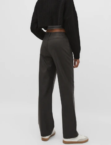 Pantaloni Stradivarius, negru