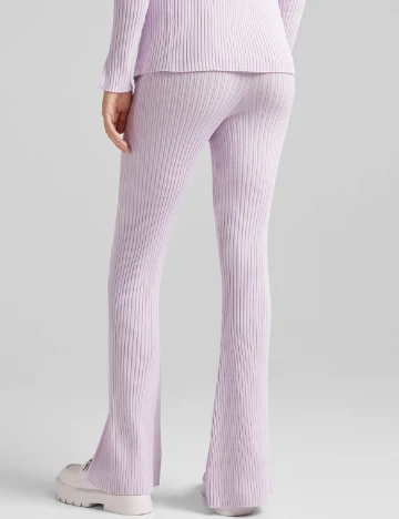 Pantaloni Bershka, mov