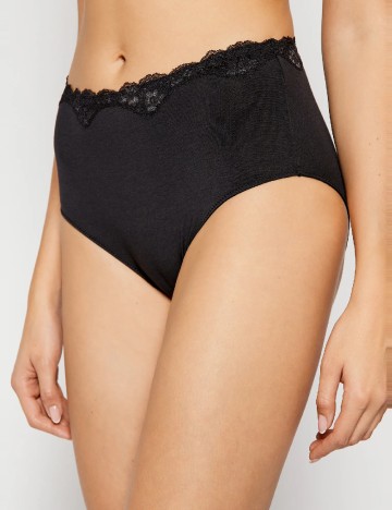 
						Chilot Triumph, negru