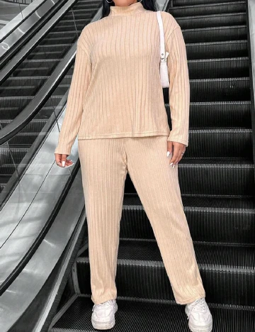 Compleu SHEIN CURVE, crem